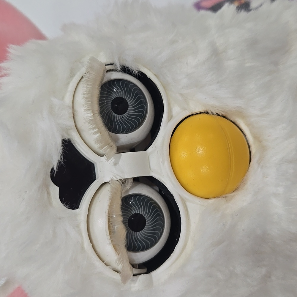 Vintage White Furby Grey eyes 1998 with Tags - Picture 3 of 10